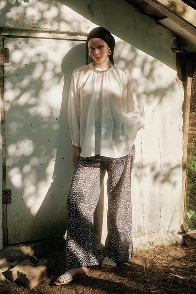 Qef Black Crepe Shawl - Daily Use