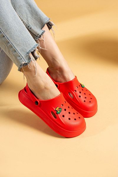 Ege's Shoes صندل نسائي مريح من إيفا سي دكتور ممرضة المستشفى باللون الأحمر