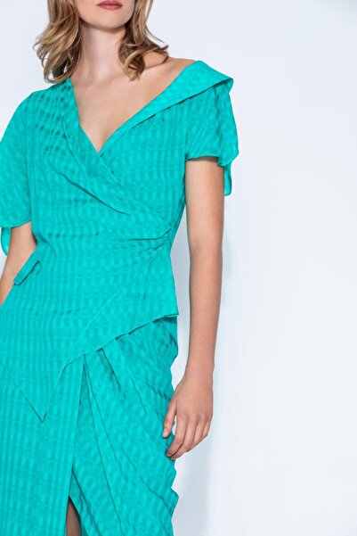 KAMEYA YIRTMAÇLI BÜZGÜLÜ ETEK 24S30411