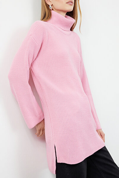Trendyol Collection Pulover de tricotaj roz cu gât - Croială largă TWOAW25KZ00131