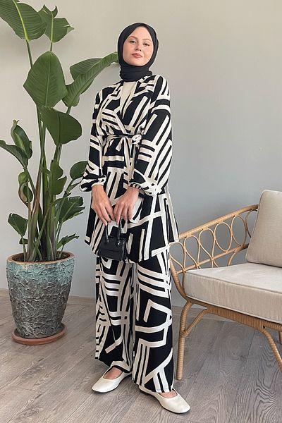 InStyle Black Viscose Double Set - Stripe Detailed