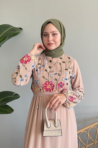InStyle Rochie din șifon Daisy Flowers - Bej