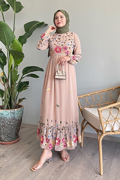 InStyle Daisy Flowers Chiffon Dress - Beige