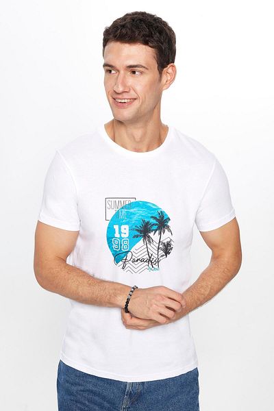 Tudors Λευκό T-Shirt με λαιμόκοψη - 100% βαμβάκι, απαλή υφή, στάμπα και λεπτή εφαρμογή