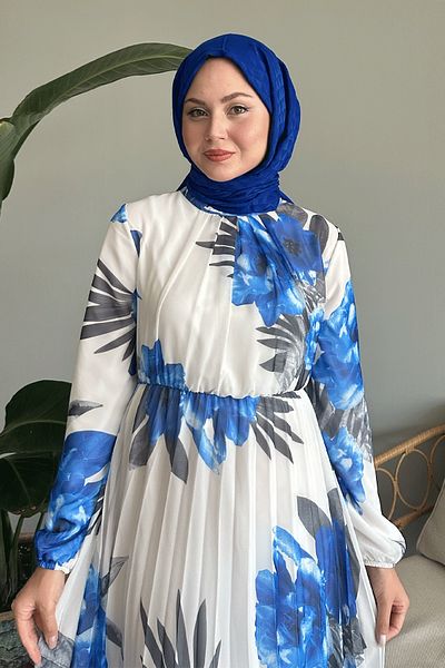 InStyle Rochie albastră din șifon - model floral colorat