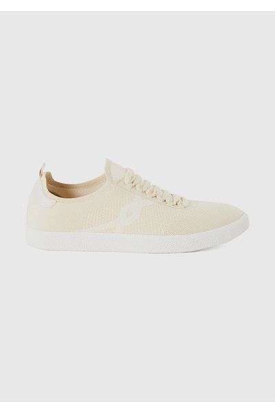 United Colors of Benetton Men's Cream Lace-Up Sneakers with Logo Detail on the Front and Back