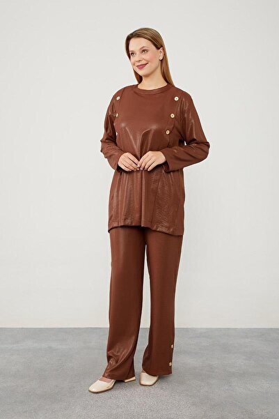 Levidor Brown Button Detailed Crew Neck Double Suit