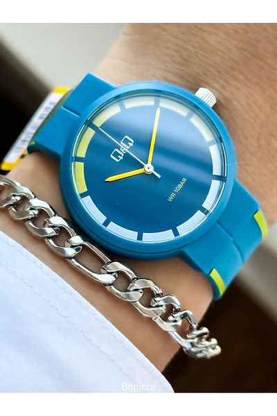Q&Q Sea Green Silicone Cord 10 Bar Women's Wristwatch Bracelet - for Pool and Sea Use