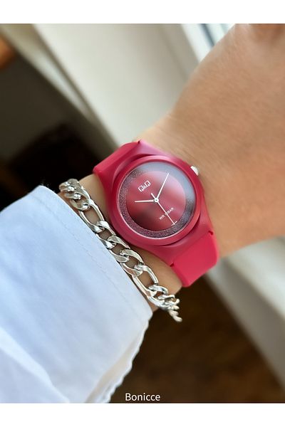 Q&Q Red Silicone Band, 10 Bar Water Resistant (Suitable for Pool, Marine Use) Girls' Wristwatch