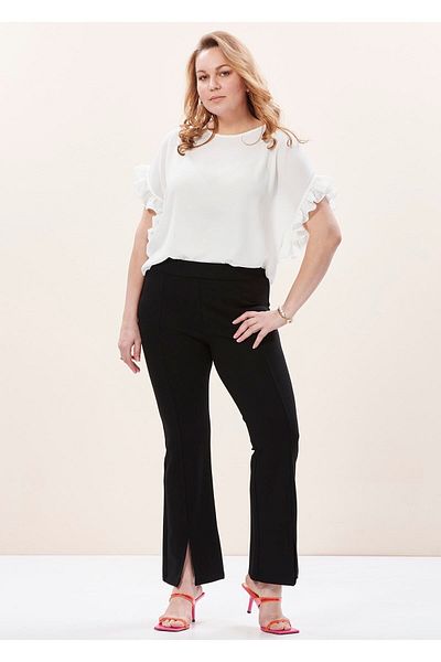 Even Plus Size - Büyük Beden Kadın Giyim Women's Plus Size Blouse with White Ruffled Sleeves