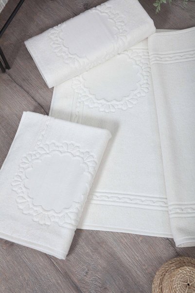sarra 3-Piece Etamine Embroidery Mat Set - Cream