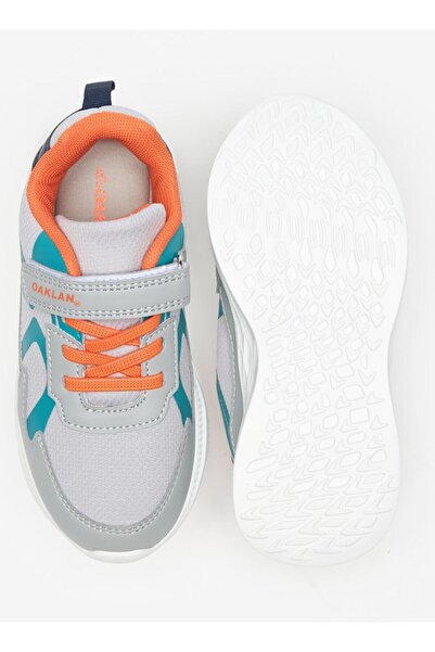 Oaklan by Shoexpress Panelled Sports Shoes with Hook and Loop Closure