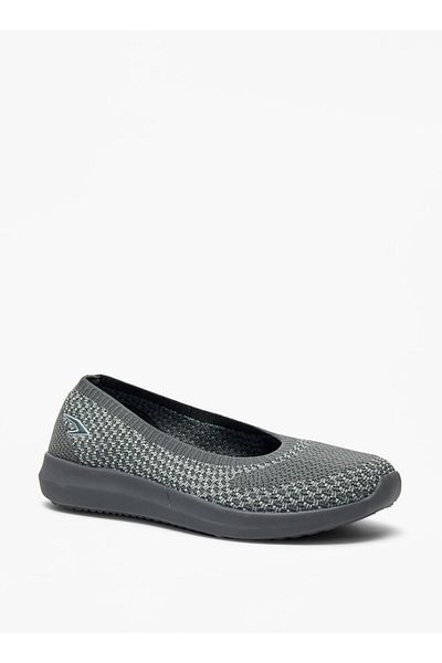 Dash Textured Slip-On Sports Shoes