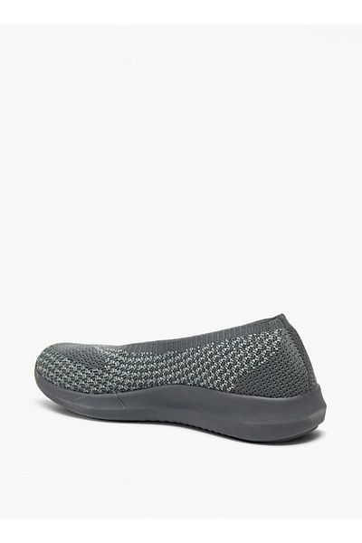 Dash Textured Slip-On Sports Shoes