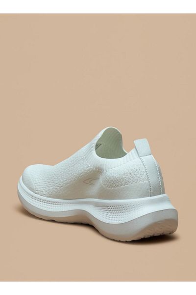Dash Textured Slip-On Sports Shoes