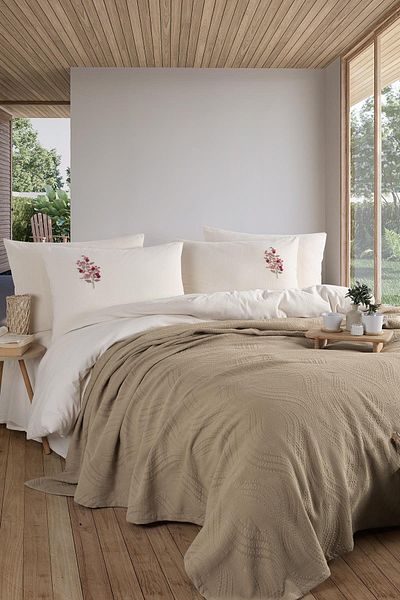 İyi Geceler İstanbul Royal Crest Double Pique Set - With Duvet Cover
