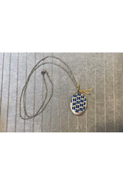 Asiaxesuar Kanaviçe Etamin İşlemeli Kolye