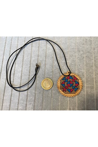 Asiaxesuar Kanaviçe Etamin İşlemeli Kolye