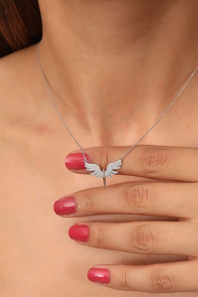 Genel Markalar Kadın Gümüş Renk Zincirli Beyaz Taşlı Mikail Meleği Kolye