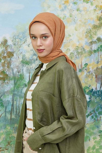 Qef Light Touch Scarf Tile