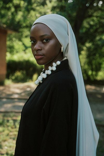 Qef Dark Cream Crepe Shawl - Daily Use