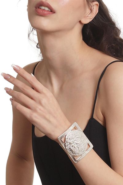 LABALABA Women's Lacquer Silver Color Plated Adjustable Open Band Framed Geometric Figured Bracelet