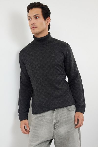 Trendyol Collection Anthrazitfarbener Herren-Strickpullover mit Rollkragenpullover TMNAW20VK0004