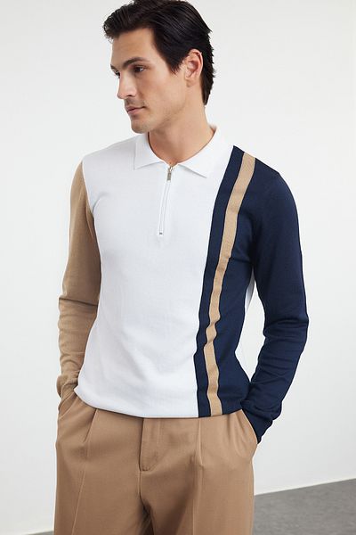 Trendyol Collection Strickpullover aus Baumwolle mit Polokragen in Ecru – Color Block TMNAW21KZ0424