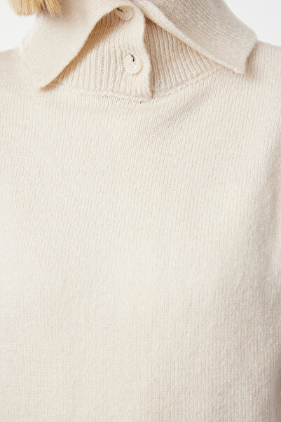Trendyol Collection Soft TextureD Turtleneck Knitwear Sweater - Button DetaileD TWOAW25SV00002