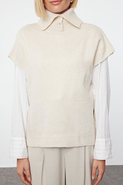 Trendyol Collection Soft TextureD Turtleneck Knitwear Sweater - Button DetaileD TWOAW25SV00002