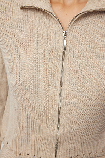 Trendyol Collection Stone részletes kötöttáru szett - alsó és felső TWOAW25AU00017