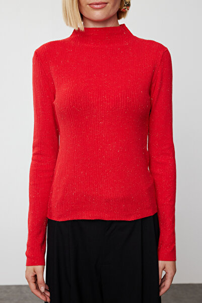 Trendyol Collection Pulover de tricotaj roșu premium - guler vertical, fir special TWOAW25KZ00030