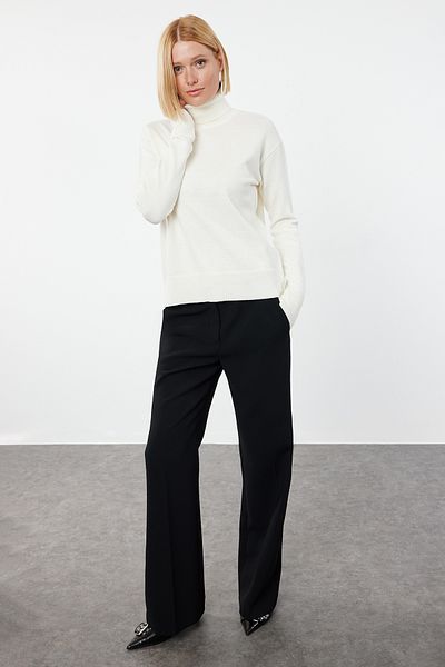 Trendyol Collection Turtleneck Ecru Knitwear Sweater - Wide Fit, Wool Twoaw25Kz00026