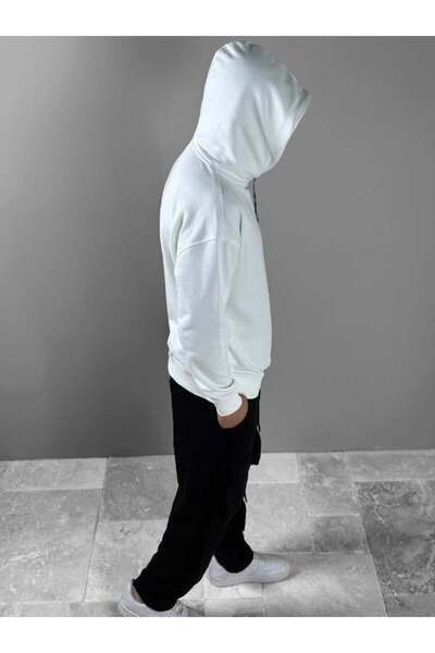 COCOPELLI Три нитки білий Томас Худі