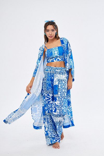 The Champ Clothing Set 3 piese cu kimono și bustieră cu imprimeu albastru - MĂTASE MEDINA