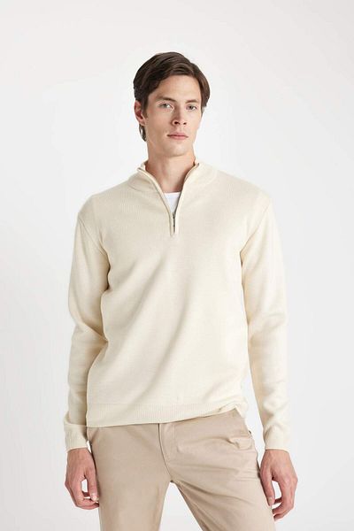 DeFacto Basic-Strickpullover mit Stehkragen und Reißverschluss – Standard Fit A5184ax23wn