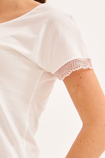 LILIAN Γυναικείο μπλουζάκι Soft Ecru Lace