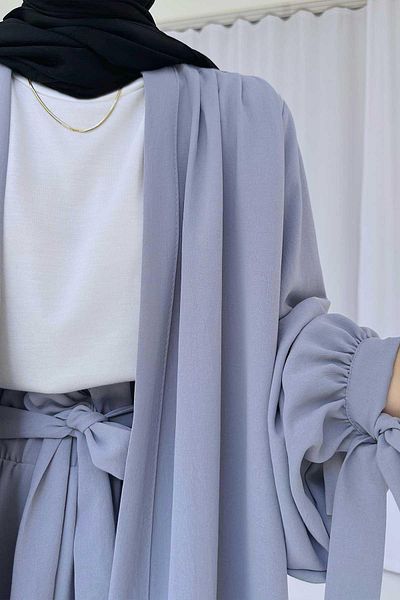 Ka Hijab بدلة كيمونو رمادية برباط على الكتف