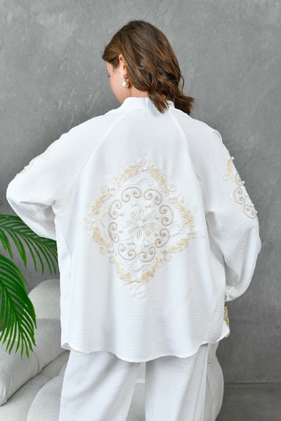 WOMAN VISION Nakış ve Pul Detaylı Uzun Kollu Kimono Ceket ve Cepli Yüksek Bel...