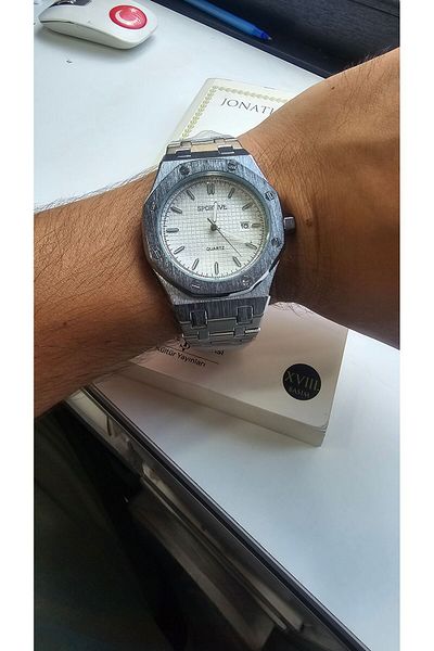 Sportive Men's Wristwatch - Steel Cord and Calendar