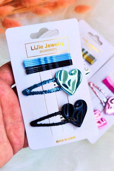 Nisankids Girl - 2 Shiny Heart Clasps, 8 Colorful Hairpin Clasps
