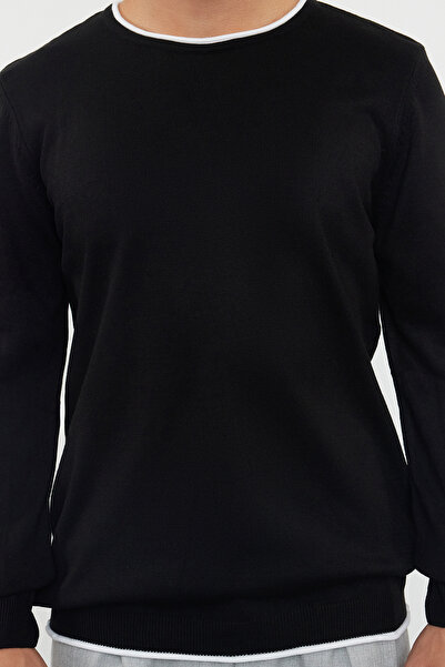 Trendyol Collection Czarny, dopasowany, dopasowany, dopasowany, kontrastowy sweter z kołnierzykiem Tmnaw21Kz2499