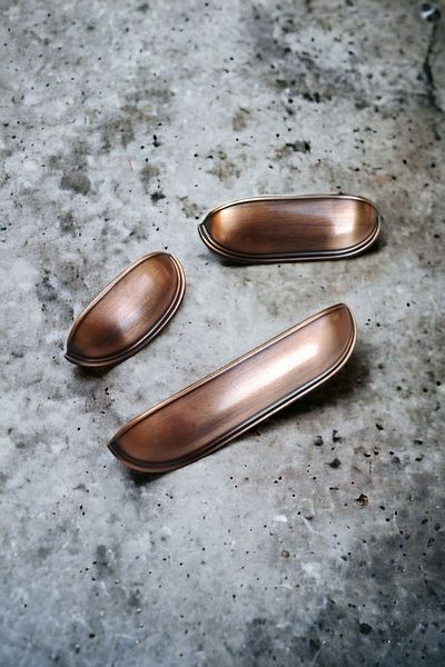 Dizaynhouse 128 mm Copper Dish Handle Tumbled Mussel Handle Cabinet Handle and Drawer Handle