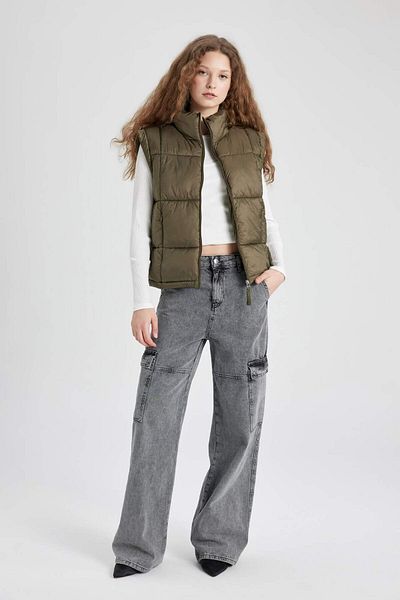 DeFacto Water Repellent Zippered Quilted Puffer Vest - A0979Ax23Au