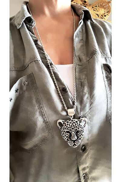 by özllem Tiger Necklace
