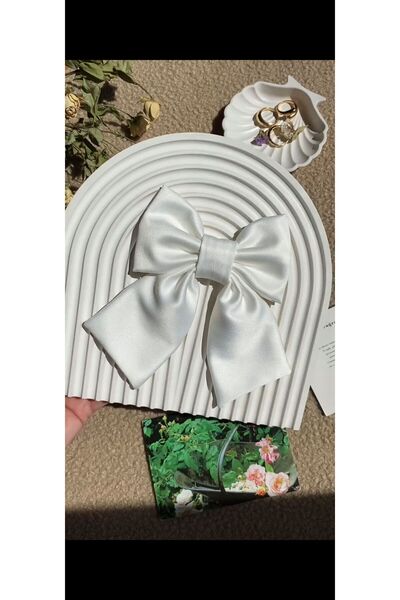 LO ADORO Білий бантик з пряжкою