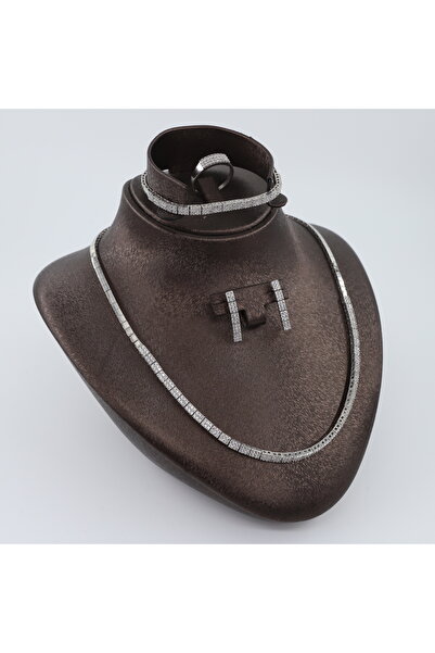 Gezer Kuyumculuk 925 Ayar Gümüş Beyaz Altın Rodyumlu Pırlanta Modeli Zirkon T...