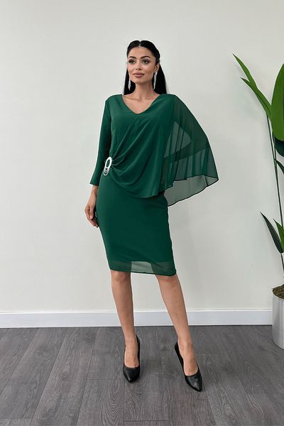 giyimmasalı Emerald Green Atlas Fabric Chiffon Pencil Dress with Brooch