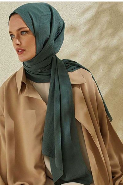 Larissa Scarf Jazz Shawl Pine Green