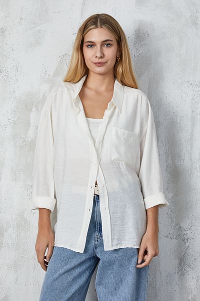 minaaise Cămașă oversize din țesătură albă cu scoarță de copac, cu buzunare 23483
